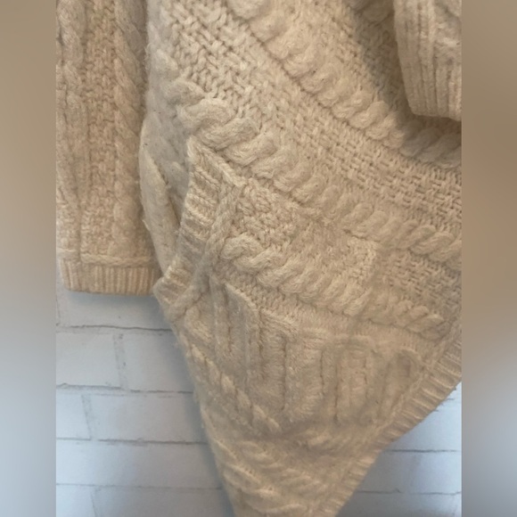 Aran Crafts Cream Cable Knit Cardigan - Picture 4 of 5